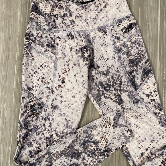 Strut This white and purple leggings, S - Picture 5 of 6